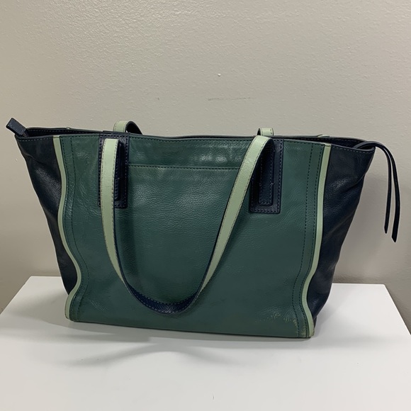 Fossil Woman’s Emma Leather Tote - Picture 6 of 15